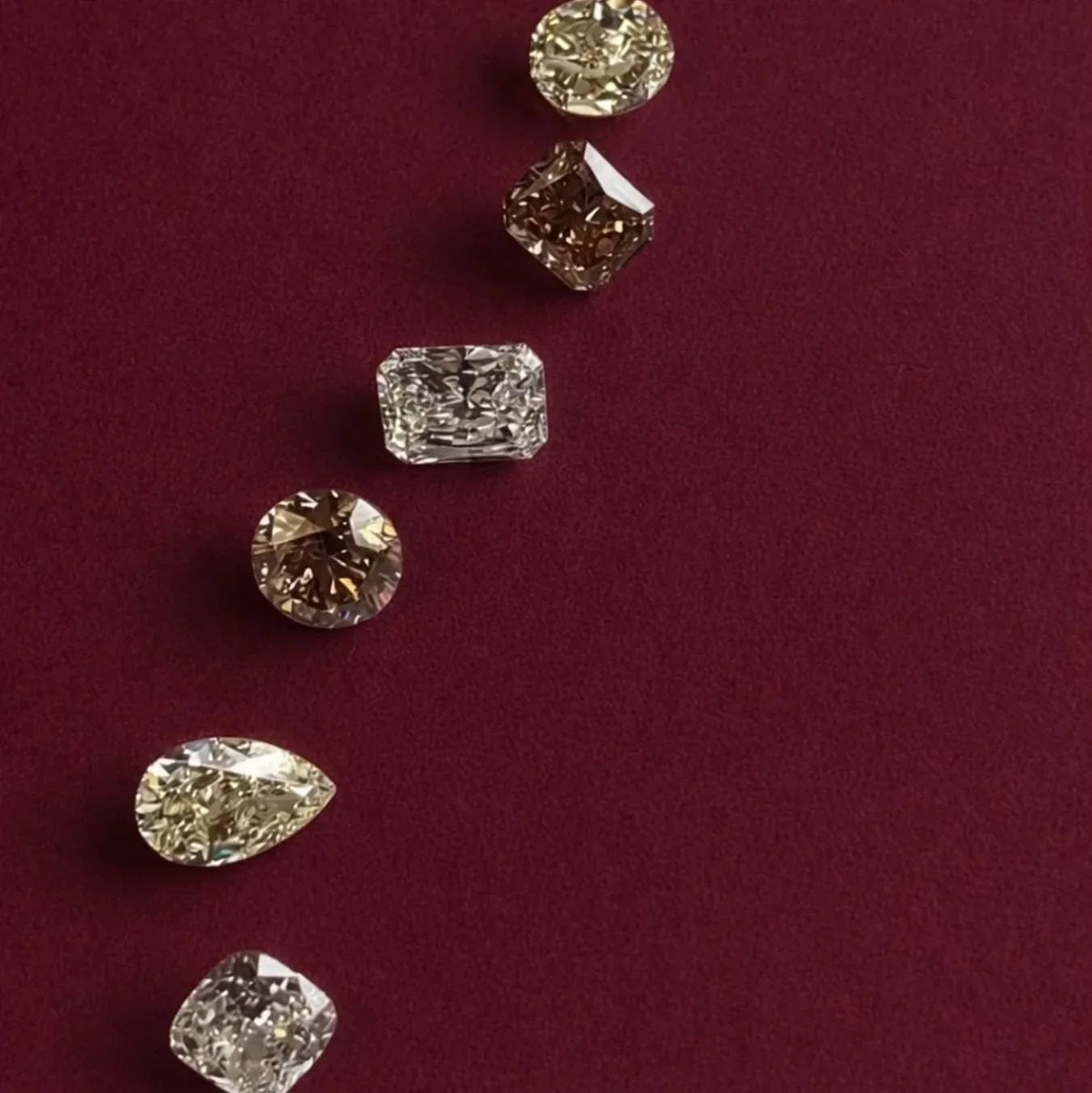 Lab & Natural Diamonds: How Are They Different