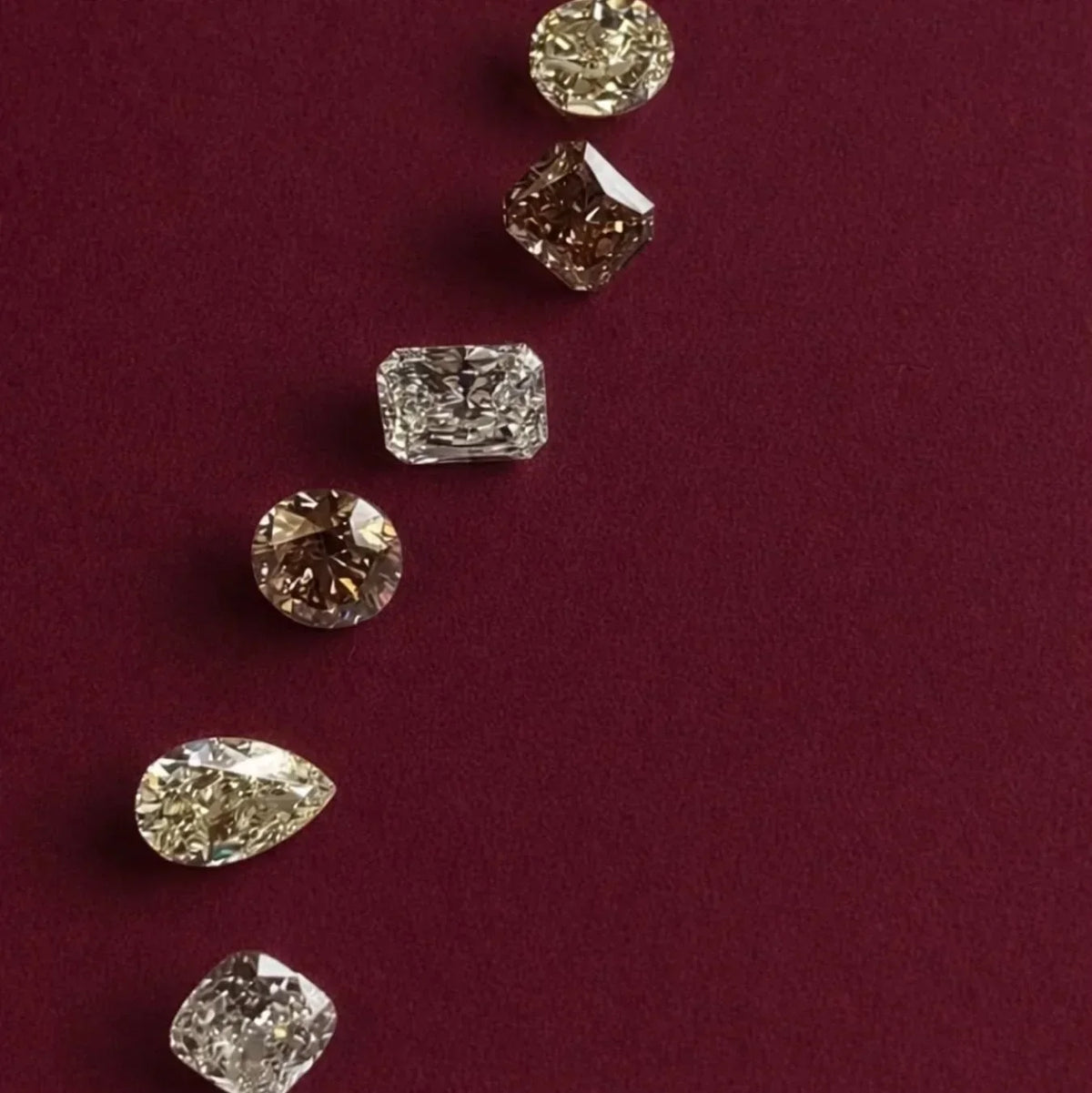 Lab & Natural Diamonds: How Are They Different